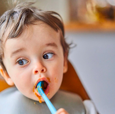 Nana's Manners ETAP 1 Zestaw 3 łyżeczek, kolor