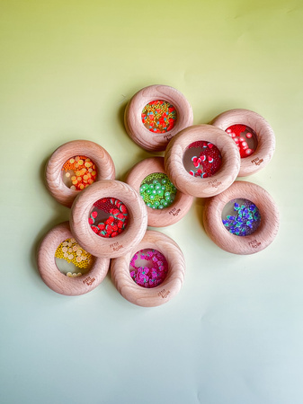 Petit Boum, Drewniana grzechotka sensoryczna, Marchewki