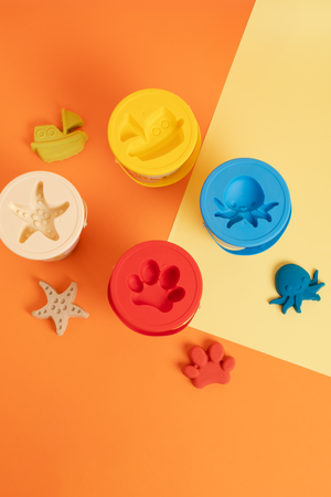 ChildGen, Piasek kinetyczny z foremką, 100% NATURALNY, 500g, zapach brzoskwiniowy