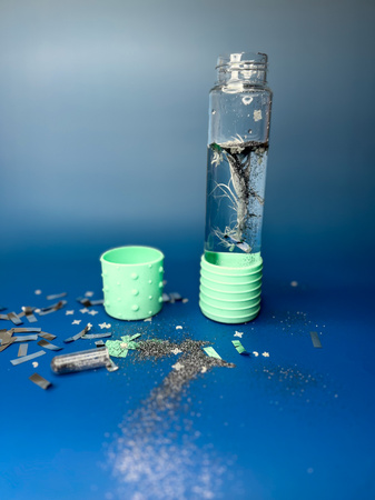 Jellystone,  DIY Calm Down Bottle - Glow in the Dark