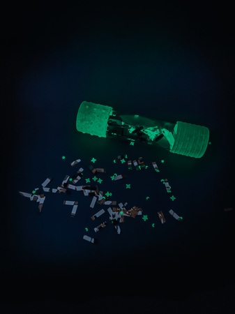 Jellystone,  DIY Calm Down Bottle - Glow in the Dark