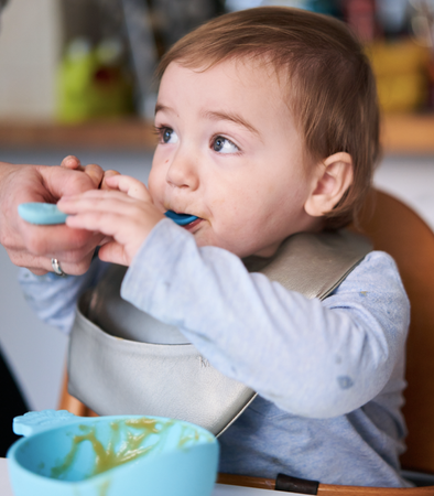 Nana's Manners ETAP 1 Zestaw 3 łyżeczek, kolor