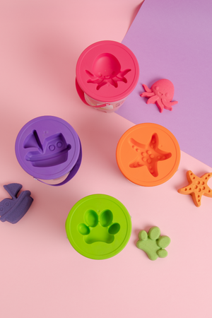 ChildGen, Piasek kinetyczny z foremką, 100% naturalny, 500g, kolor ZIELONY, zapach brzoskwiniowy