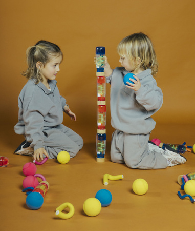 Petit Boum, Butelka sensoryczna, dwufazowa MOVE SPIRALA różowa