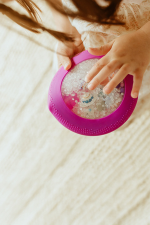 Jellystone, Sensoryczny dysk z figurkami A-Ku-Ku! Peekaboo, motyw Galaktyka