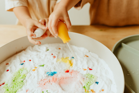 Jellystone, Tacka sensoryczna Play Tray Soft Blue 2w1 pojemnik niebieski