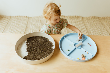 Jellystone, Tacka sensoryczna Play Tray Soft Blue 2w1 pojemnik niebieski