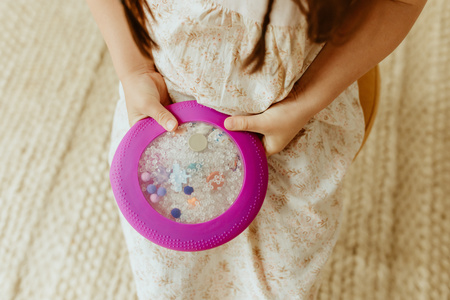 Jellystone, Sensoryczny dysk z figurkami A-Ku-Ku! Peekaboo, motyw Galaktyka