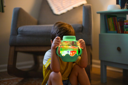 Glo Pals, CASE Sensory Play Jar- Lucky Charm